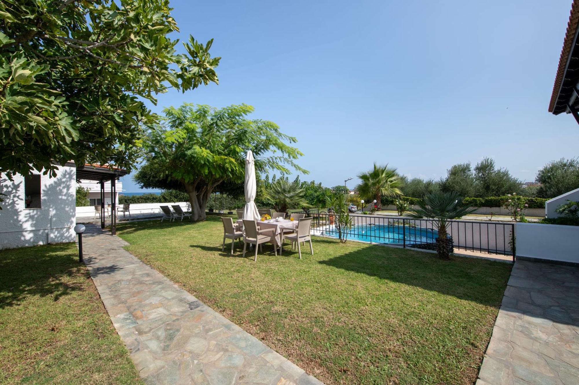 Villa Eleni 100M From The Sea Rapaniana Exterior photo