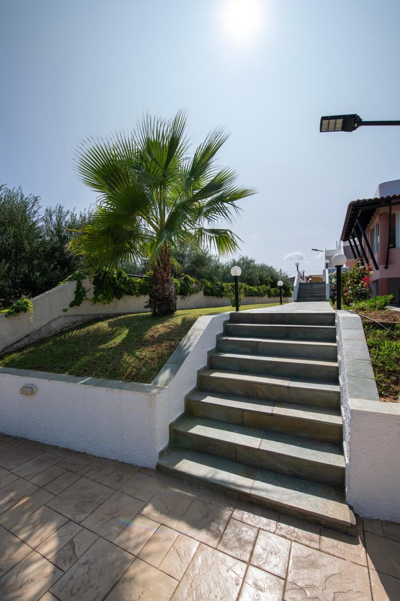 Villa Eleni 100M From The Sea Rapaniana Exterior photo